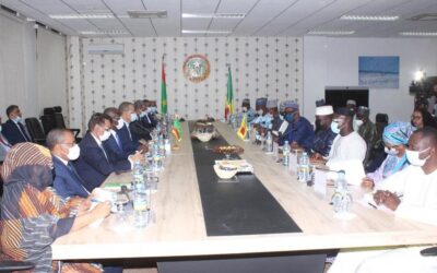 تنظيم لقاء عمل بين الوفدين الوزاريين الموريتاني والمالي