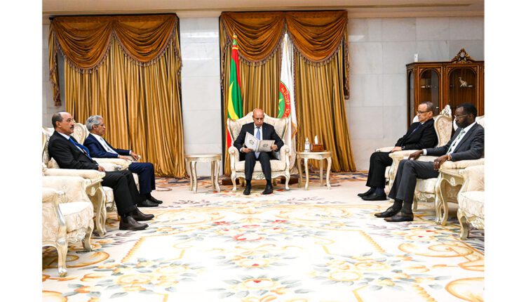 رئيس الجمهورية يتسلم رسالة خطية من الرئيس الصحراوي