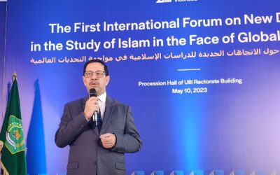 السفير يشارك في الملتقى الدولي الأول المنظم من طرف كلية الدراسات الإسلامية بالجامعة الإسلامية العالمية الإندونيسية